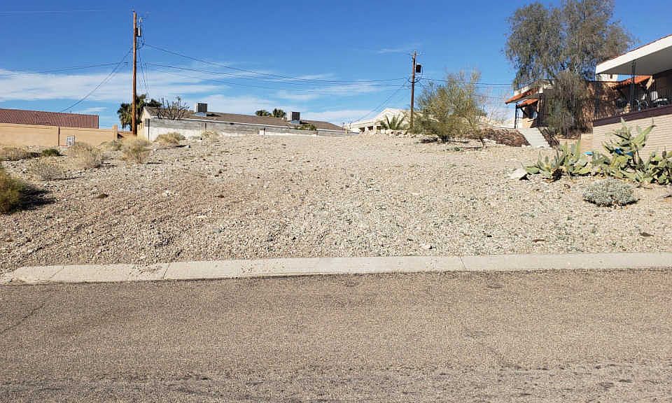1st image of 3037 Ironwood Dr