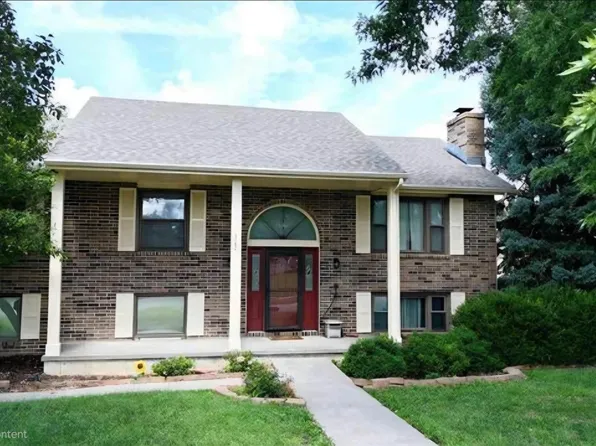 307 Arapahoe Ct, Junction City, KS 66441