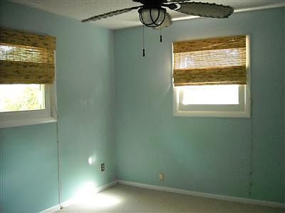 3rd image of 101 W YACHT Drive