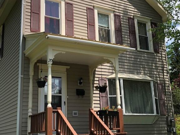 3rd image of 20 Beech St