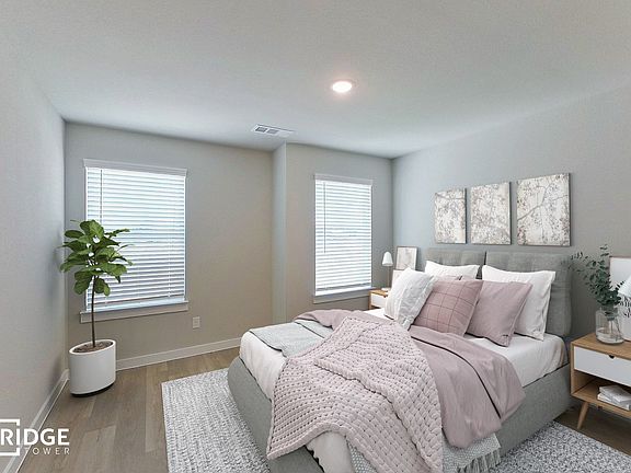 3rd image of 4104 Tobin Dr