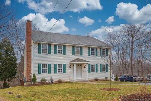3rd image of 73 Linden St