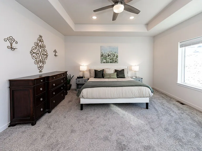 5738 Villa Lorenzo Dr — Photo 30