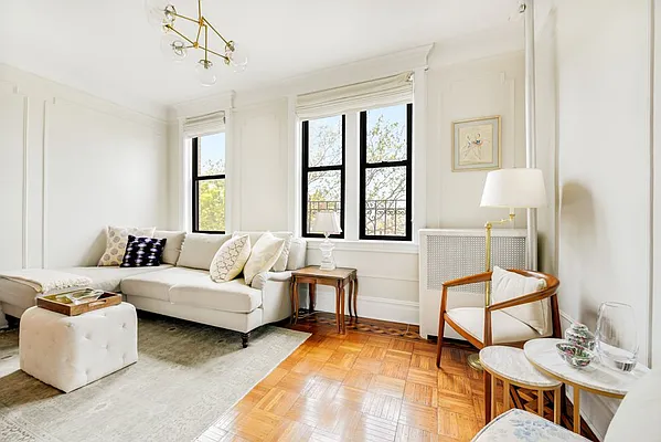 Sold by Compass | media 14