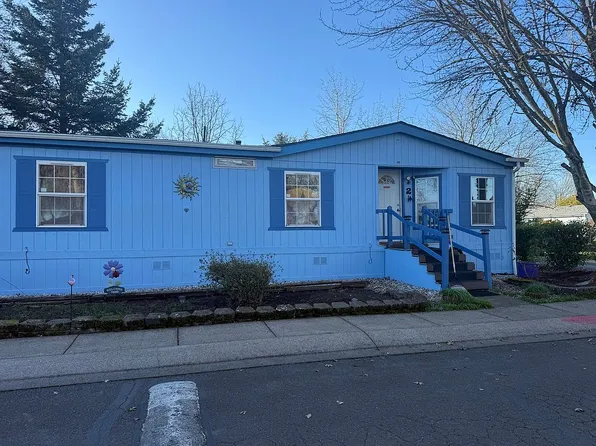 777 College Park Dr SW #2, Albany, OR 97321