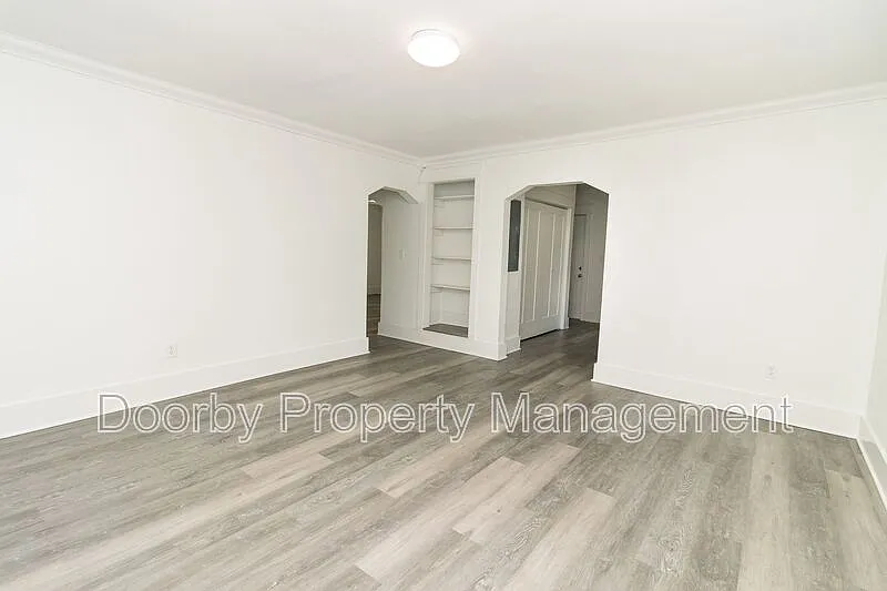 Building Photo - 1203 Rockway Dr #2
