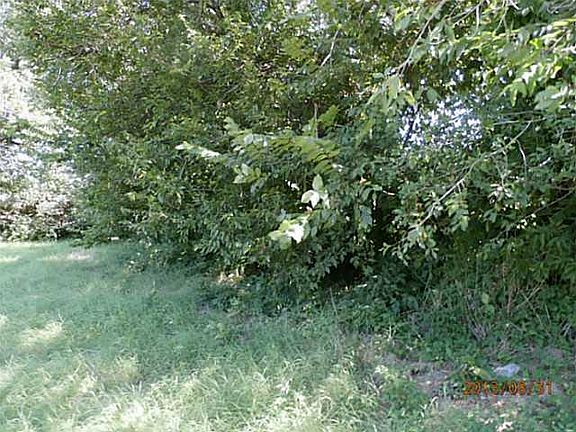 5th image of S Of 2121 N Hood Lot 31 #&-32