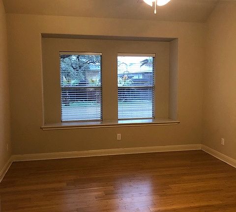 4th image of 5531 Waldon Walk