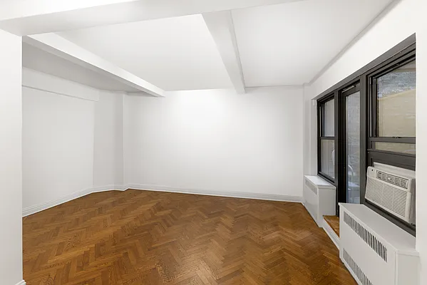 Sold by Douglas Elliman | media 4