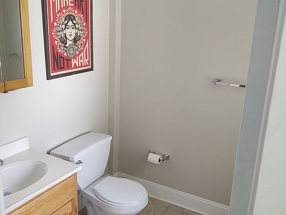 5th image of 1895 W 58th St