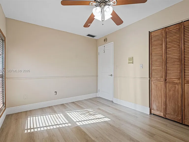 18805 W Lake Dr #18805 — Photo 29