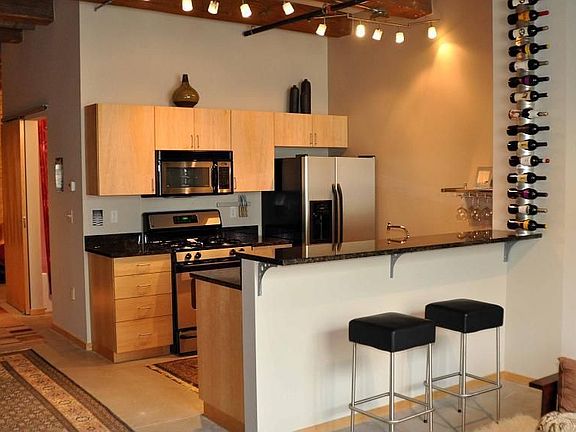 4th image of 406 Wacouta St Unit 501