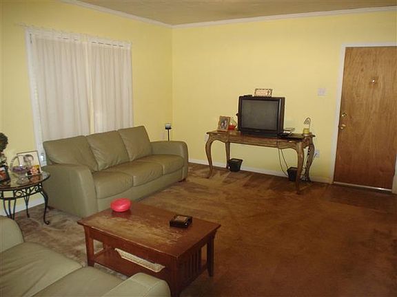 3rd image of 2213 14th St