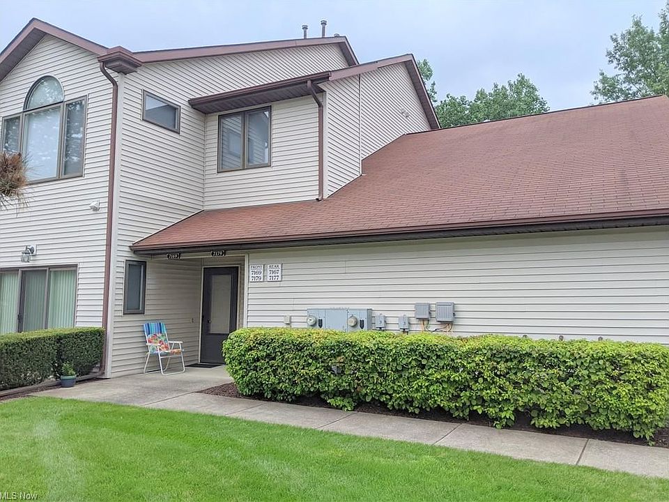 1st image of 7179 Village Dr