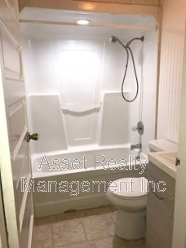 1 bed, 1.0 bath, 850 sqft, $875 — Photo 4
