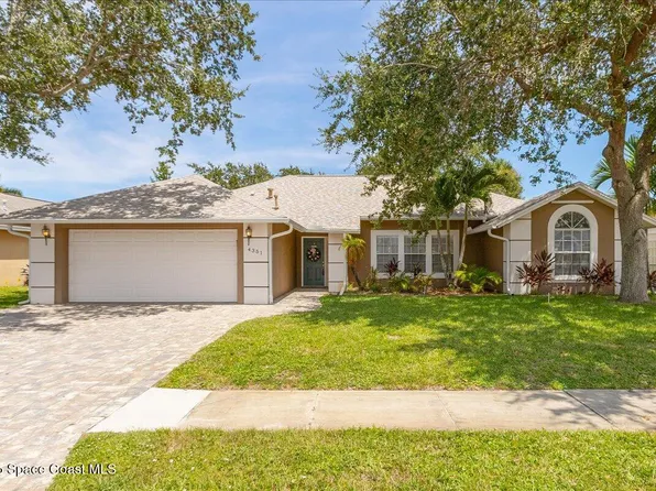 4351 Silver Lake Dr, Melbourne, FL 32901