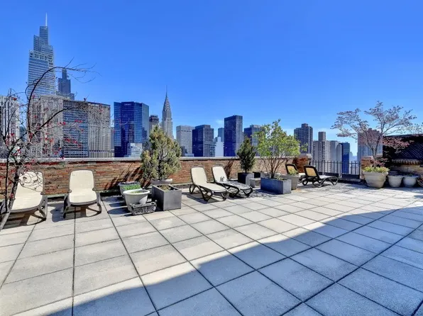 10 Park Avenue image 10 of 13