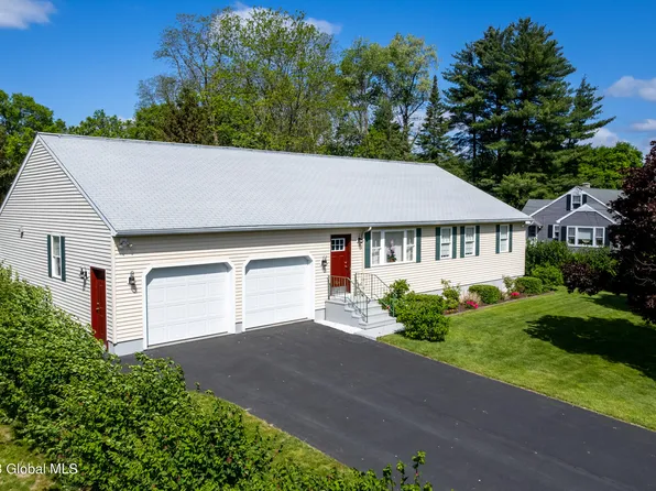 6 School Road, Voorheesville, NY 12186
