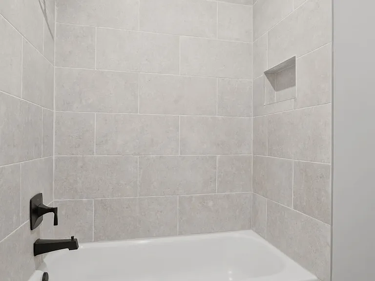 331 Orchid St — Photo 25