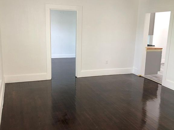 5th image of 2312 54th St APT 1
