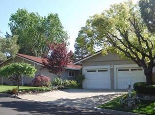 195 Mont Blanc Ct, Danville, CA 94526