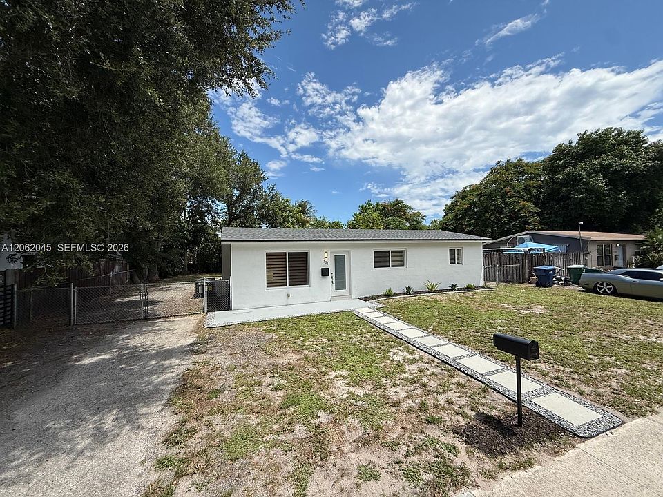 1st image of 1251 NE 208th Ter