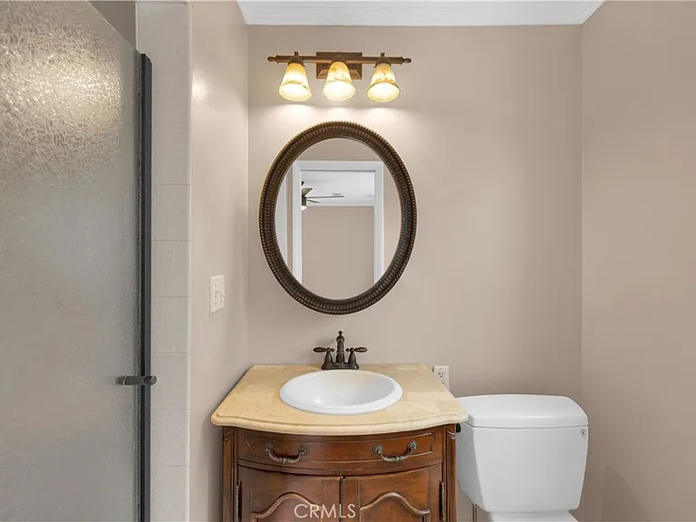 10751 Allen Dr — Photo 23