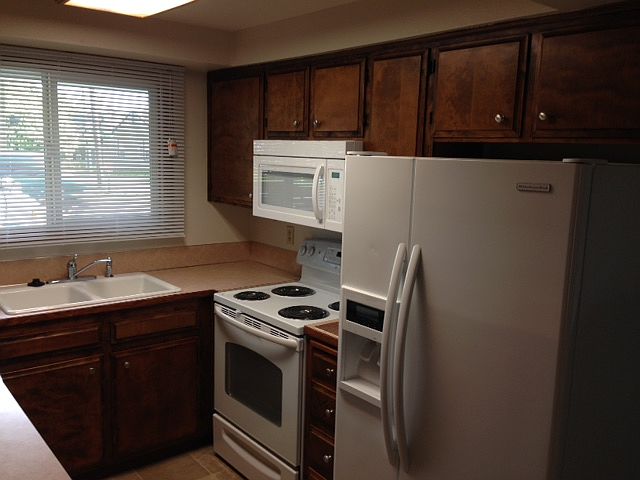 2nd image of 4153 Macleay Rd SE