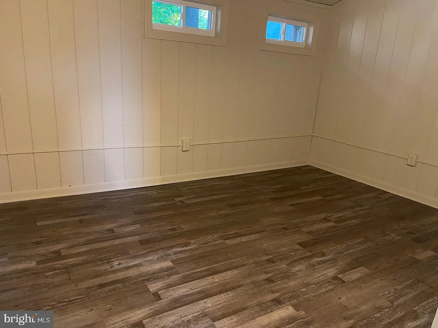 Apts — Photo 2