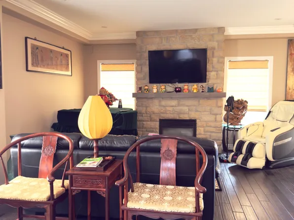 26 Stuart Ave, Barrie, ON L4M 0A2