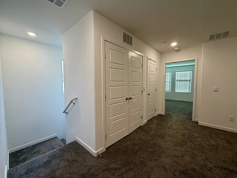 917 Violet Heron St — Photo 21