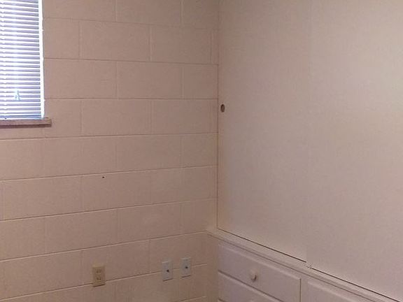 4th image of 1909 11th Ave APT 3
