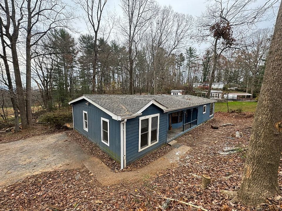 1st image of 66 Woodscape Dr