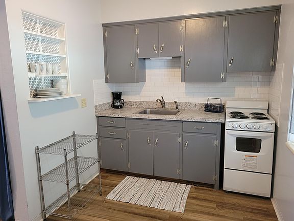 4th image of 2814 57th St S