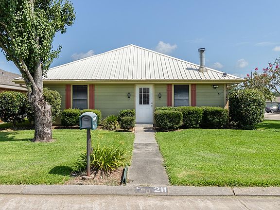 2nd image of 211 Gaynell Dr
