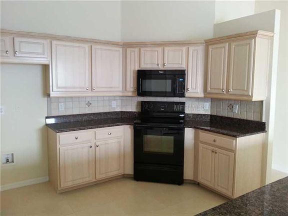 5th image of 1805 Colonial Woods Blvd