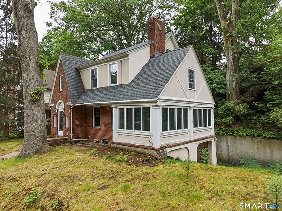 4th image of 130 Marvelwood Drive