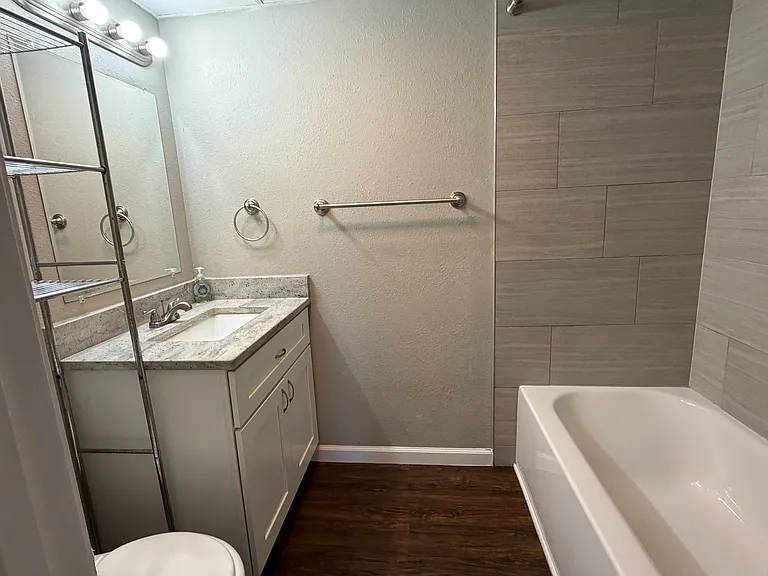 2281 S Vaughn Way #204A — Photo 16