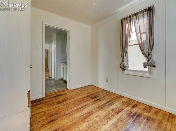 colorado-springs-colorado-243806642 picture