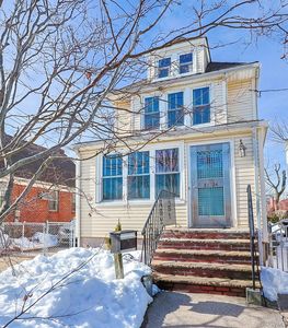 81-24 167th Street, Jamaica, NY, 11432