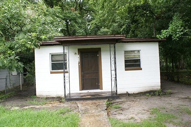 1st image of 3616 Hunt St