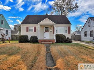 530 Edgeworth St, Middlesex, NJ 08846