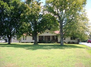 7595 Beulah Rd, Madisonville, KY 42431