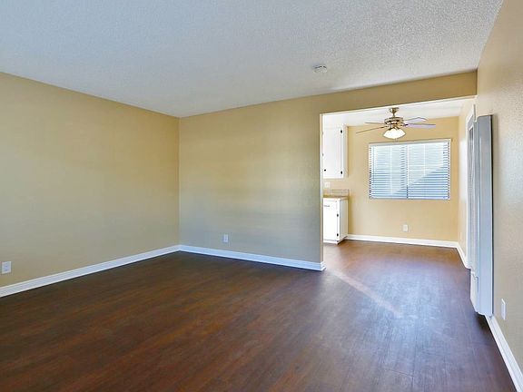 3rd image of 4205 Evart St