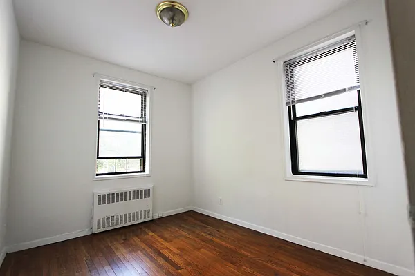 Rented by Urban Real Estate Property Group Inc | media 10