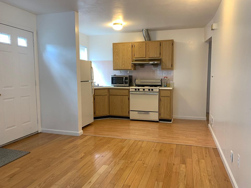 1st image of 777 Maguire Ave