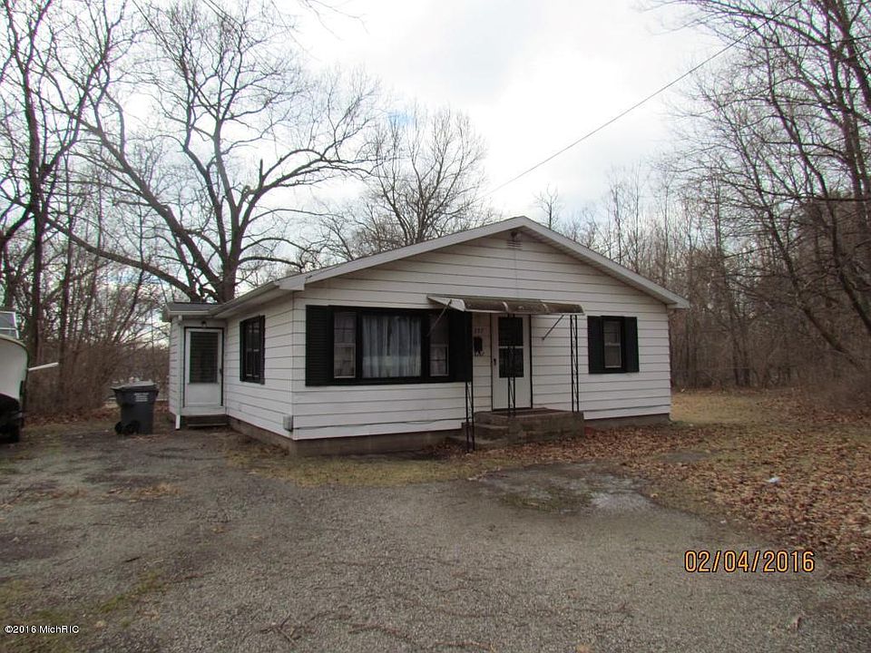 1st image of 397 Searles Ave