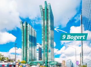 9 Bogert Ave #4204, Toronto, ON M2N 0H3