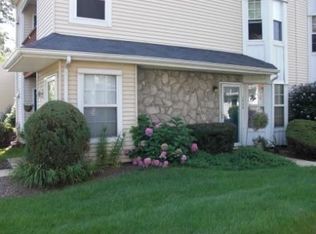 1705 Hopkins Ct, Southampton, PA 18966
