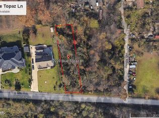 12220 Blue Topaz Ln, Fairfax, VA 22030